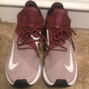 Men’s 10.5 Nike Airmax 270 in great condition